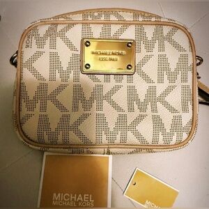 Michael Kors Monogram Jet Set Small Crossbody Purse